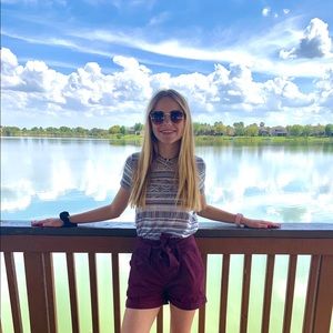 Meet your Posher, Brooke